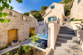 Vila Murva GP - fantastic sea view with hot tub